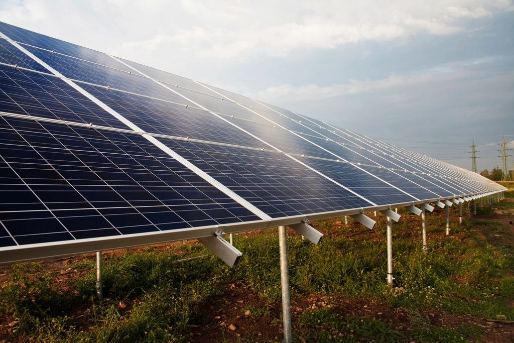 A Cleaner & Greener Future with Solar